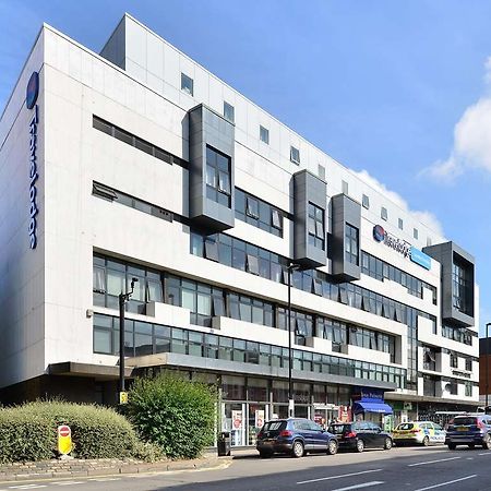 Travelodge London Finchley Eksteriør bilde